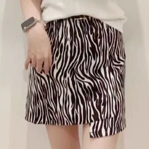 Zebra Print Mini Skirt high waisted paper bag fit corduroy pants underneath